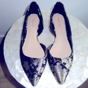 Nine West Embroidered Black and Saige D’Orsay - Size 9.5